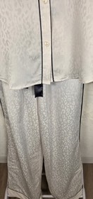 Victoria&rsquo;s Secret Satin Pajama Set L Ivory Leopard Black Piping Button Packet