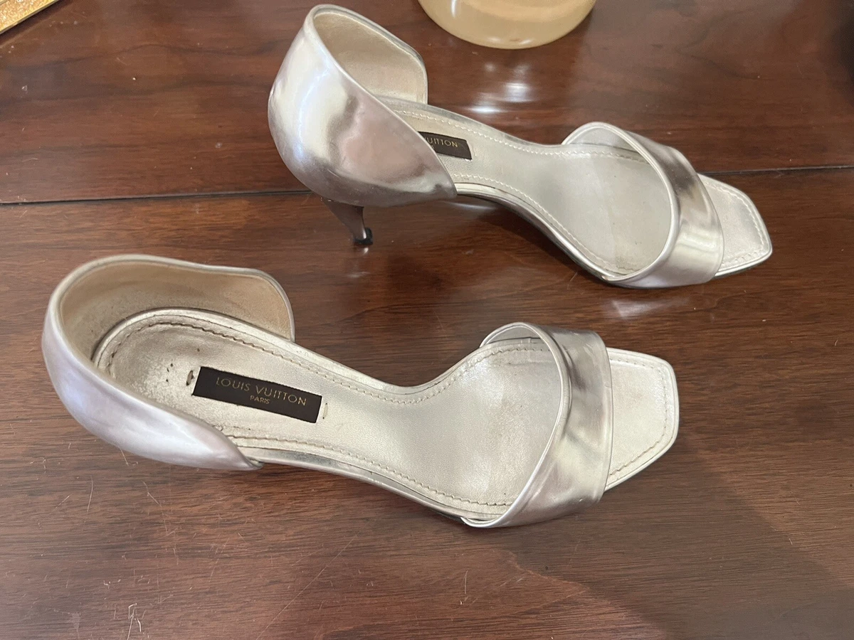 LOUIS VUITTON Silver Matte Metallic Leather Open Toe Heels Sandals Shoes