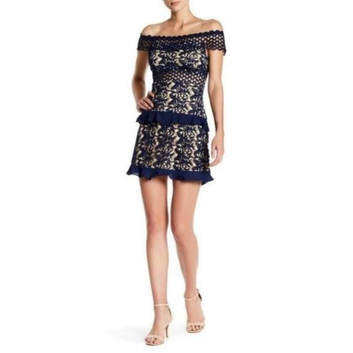 ROMEO & JULIET COUTURE Women's Off the Shoulder Lace Dress Navy M