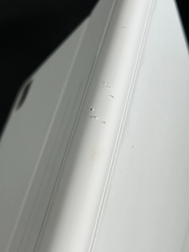 Teclado mágico OEM Apple A2261 para iPad Pro (11 pulgadas), iPad Air (4.ª generación) blanco Foto 3 de 4