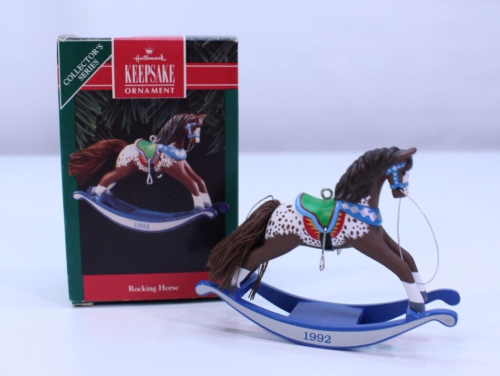 VINTAGE Hallmark Keepsake Ornamento Cavallo a dondolo dodicesimo 12° in serie 1992 - Foto 1 di 10