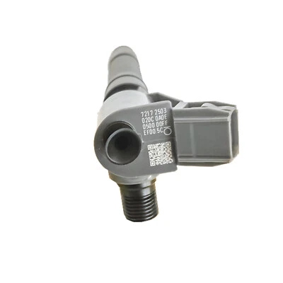 ゆぅ　0528 Amazon.com: 普通軌道燃油噴射器23670-0E010 295700-0550 相容於