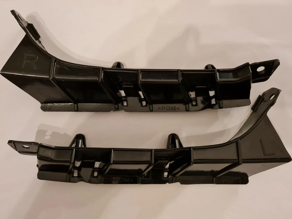 BMW X5 E53 2003-2006 Front Left/Right Bumper Bracket Set NEW - Image 2 of 3