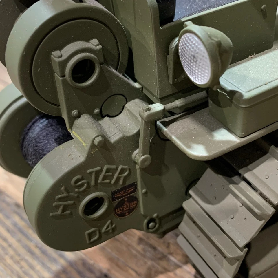 Spec Cast, Caterpillar D4, Le Tourneau & Hyster, Army Crawler, 1:16 Scale - Image 4 of 4