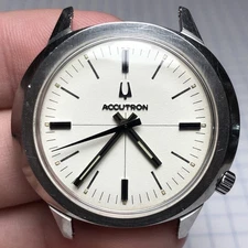Vintage 1970 Bulova Accutron White Crosshair Dial Tuning Fork 2180 Men's Watch