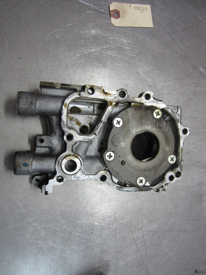 Engine Oil Pump From 2010 SUBARU Outback  2.5 - Image 2 of 4