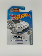 2014 Hot Wheels ’12 Ford Fiesta White – HW Snow Stormers #157/250