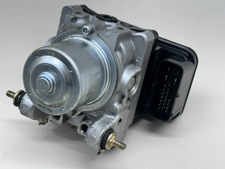 2005-2006 ACURA RSX TYPE S Bomba de Freio Módulo ABS Fabricante de Equipamento Original Usado DC5 K20 - Imagem 2 de 4