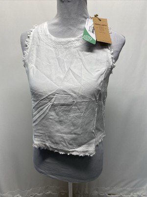 Thread & Supply Juniors XS Sleeveless Back Button White Fringed Crop Top