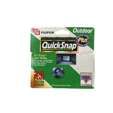 RETRO FUJI FILM QUICK SNAP 35MM DISPOSABLE CAMERA 27 EXPOSURES 400 ISO SPEED