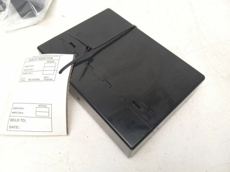 2013 - 2018 CHEVROLET EXPRESS 2500 VAN BODY CONTROL MODULE - Image 2 of 4