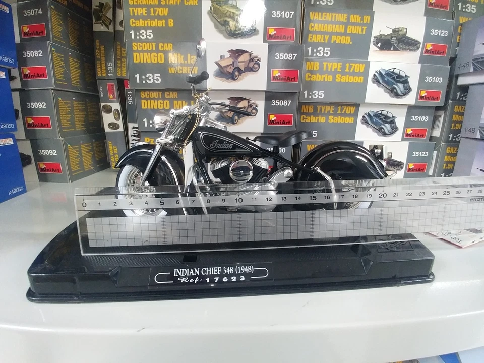 Guiloy  #17623 1/10 INDIAN CHIEF 384 (1948) / BLACK   - Image 3 of 4