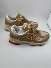 New Balance 9060 Size 7 US Kids Enfants GC9060VD