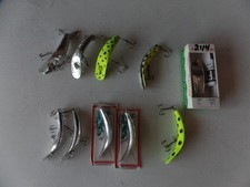 10 vintage Flat Fish LURES 4 Helin U20 & 1-T4, 4-Japan 3¼' long, 1-unmarked