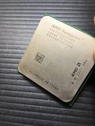AMD Sempron SDA3I00AI03BX LBBWE Socket 754 PC CPU Processor