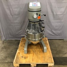 GLOBE 40 Quart Planetary Commercial Mixer 3 Speed with Timer 2HP SP40**