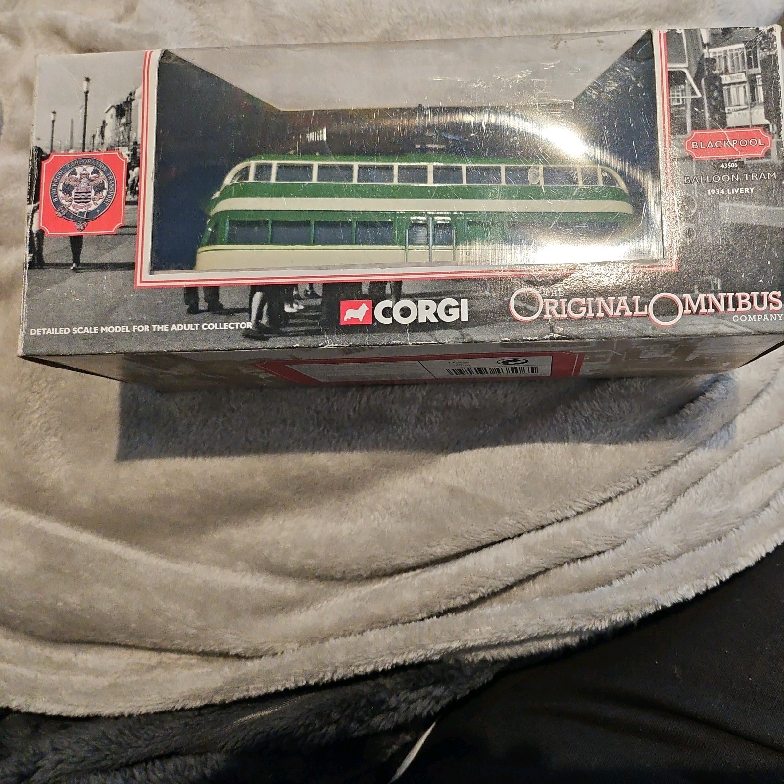 Picture 1 of 8