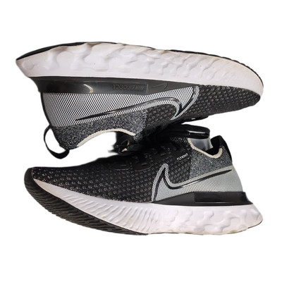Nike React Infinity Run Flyknit Sneakers Womens Size 8 Black White CD4372-012