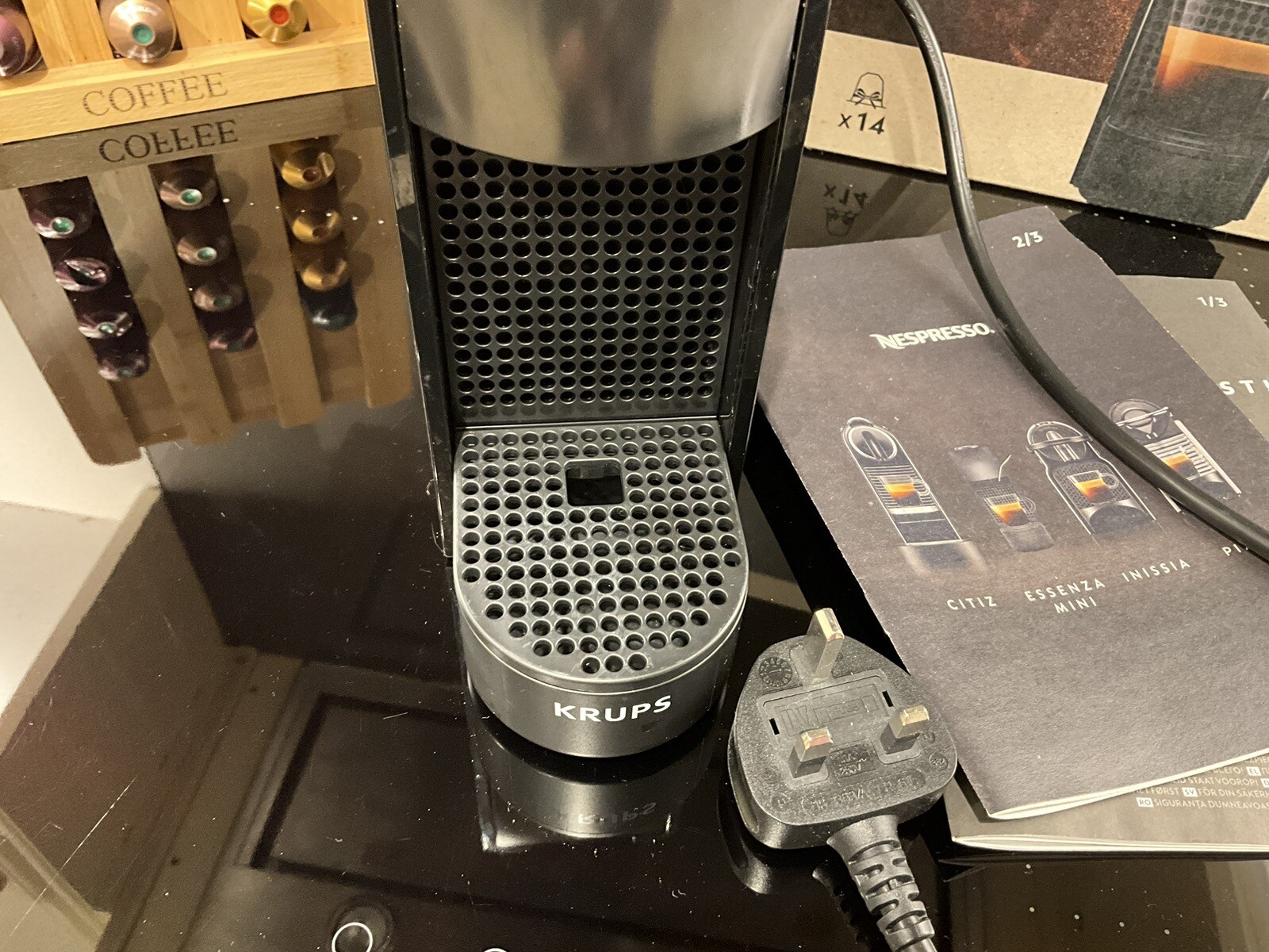 Krups Nespresso Essenza Mini Pod Coffee Machine Boxed Used XN110840