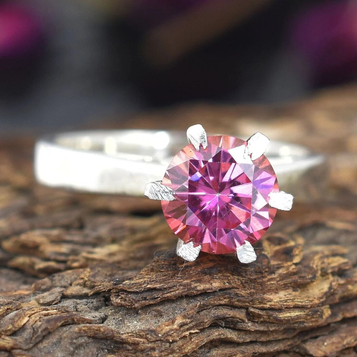 Natural pink diamond engagement ring store