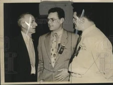 1937 Press Photo John Brophy, Homer Martin, & Richard Frankensteen at convention