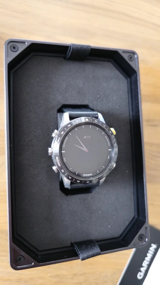 Garmin Marq Athlete Titan/Saphir(UVP:1599€) - Bild 2 von 4