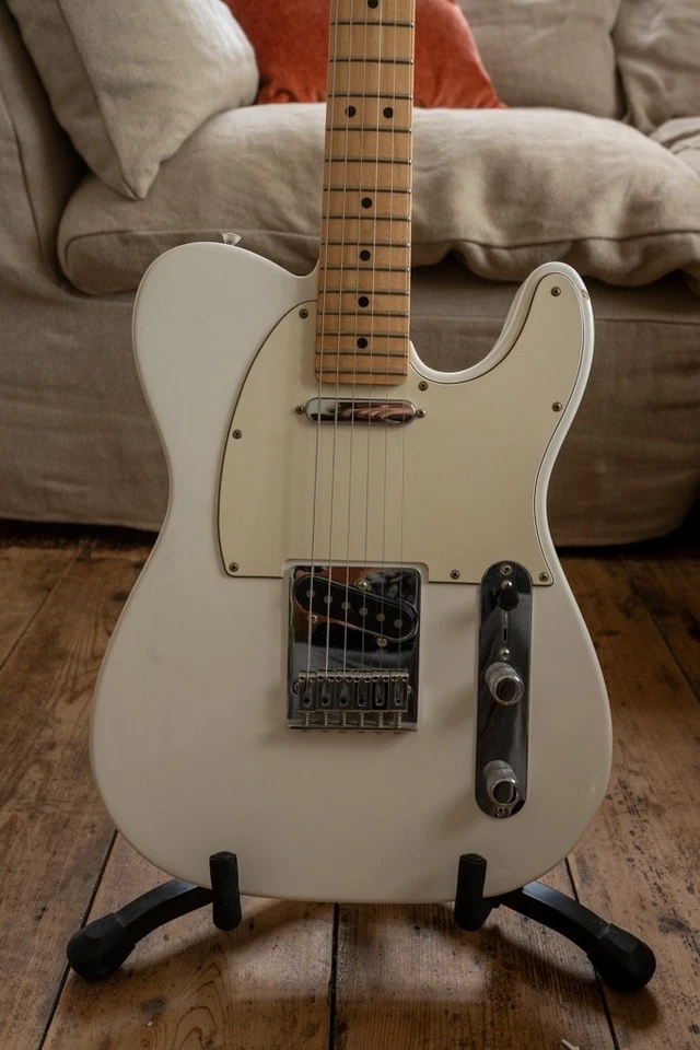 Fender Telecaster Electric Guitar – Polar White– Good Condition - (2022), photo 2 of 5