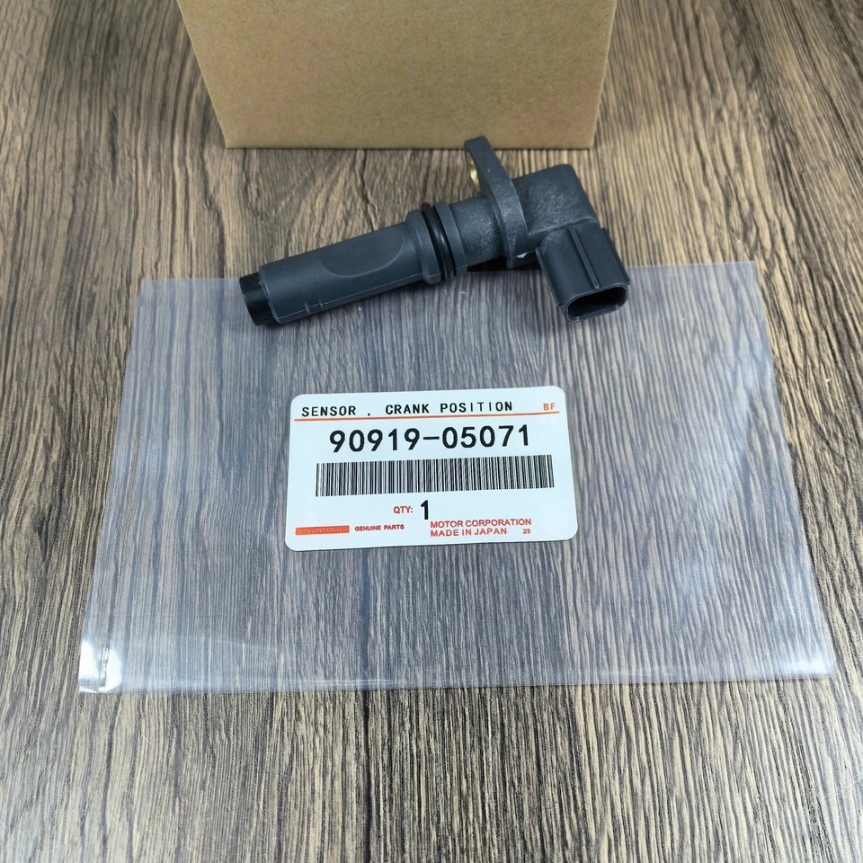 OEM Crankshaft Position Sensor 90919-05071 For TOYOTA Lexus LS460 GX460 Tundra  - Image 2 of 3