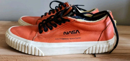 Vans Old Skool x NASA Space Voyager Firecracker Orange Shoes Men's 8 Women's 9 5