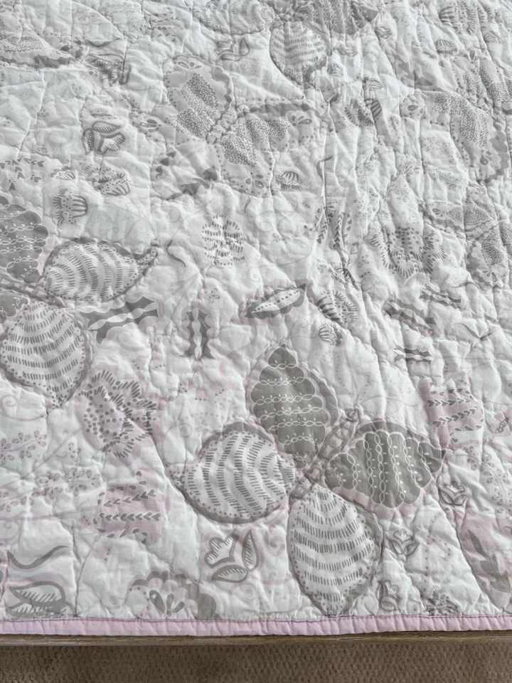 Pottery Barn Kids Evelyn Butterfly Quilt Full/Queen Pink Grey Blanket Bedding ** - Image 3 of 4
