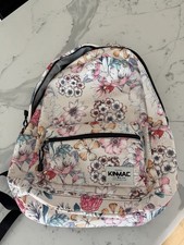 Kinmac Laptop Backpack with USB Charging Port Up to 15.6 Inch Backpack Floral
