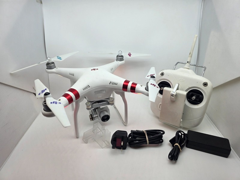 DJI Phantom 3 Standard Drone- CHECK DESCRIPTION