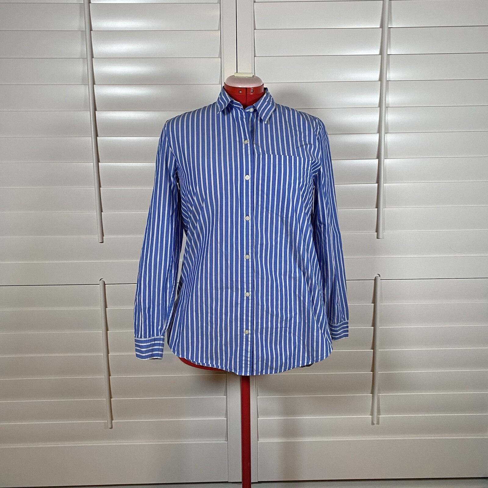 Gap Blue Striped Button Down Shirt Size Small - image 1