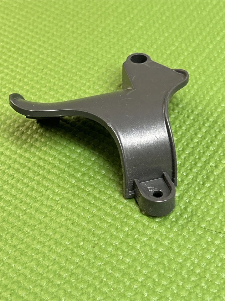 Hoover Windtunnel T Series UH70120 Vacuum Cleaner CLIP Hose Holder - Image 2 of 4