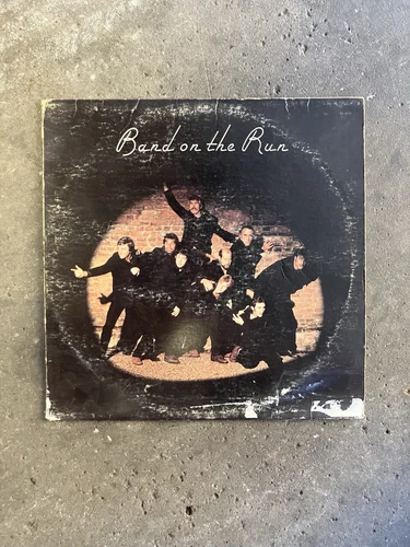 Paul McCartney, BAND ON THE RUN, 1973 Wings Debut Vinyl LP Record Album Vintage