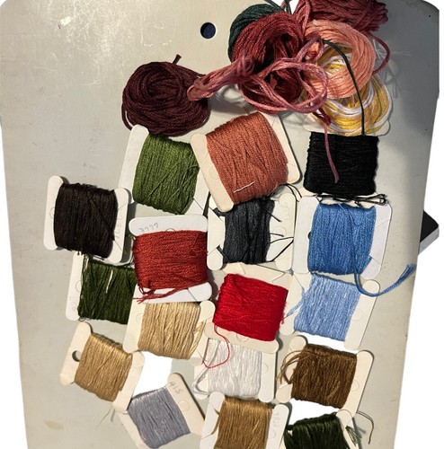 Cross Stitch Lot, Aida Cloths, Embroidery Floss, Patterns, Magnetic Board & More - Picture 9 of 9