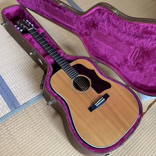Gibson J-60 Dreadnought natural W/Hard case Acoustic Guitar Used From Japan