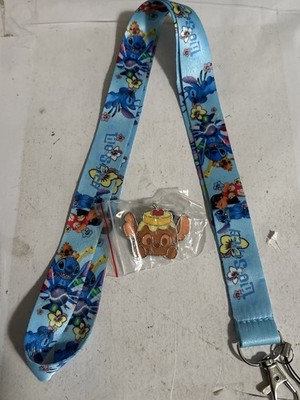 Disney Stitch Munchling Pineapple Upside Down Cake  Lanyard & Pin Set
