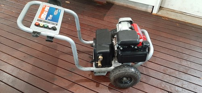 #ad #ad Excell XR2600 5hp Honda powered 2600psi pressure washer w all accessories $299.00