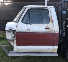 1973 1979 Ford F150 Lariat Cab With Door Glass Running Board 1973 1979 Ford F150 Lariat Cab With Door Glass Running Board