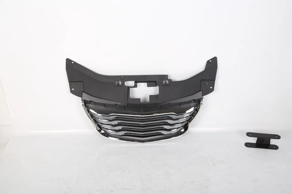 Новая хромированная решетка радиатора переднего капота для Chrysler 200 2011–2014 годов выпуска 68082050AE - Изображение 2 из 4