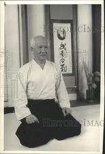 1988 Press Photo Nori Mamura, Holds a Black Belt in Japanese Aikido - mjb26677