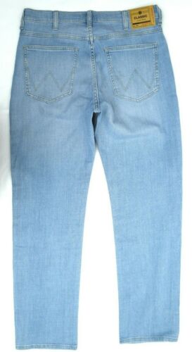 Jeans Wrangler uomo Arizona elasticizzato vestibilità 'Flingwing' FACTORY SECONDS WA218 - Foto 5 di 10