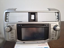 Toyota 4Runner Limited OEM Stereo Radio Navigation Factory Head Unit 86100-35181