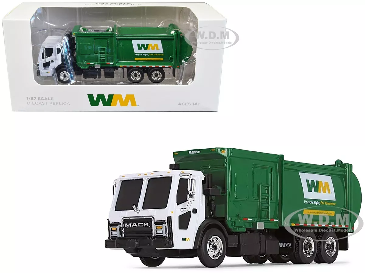 MACK LR GARBAGE TRUCK SIDE LOADER