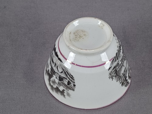 Antique English Pink Luster Black Bat Print House & Trees Tea Bowl Circa 1820 - Picture 7 of 11