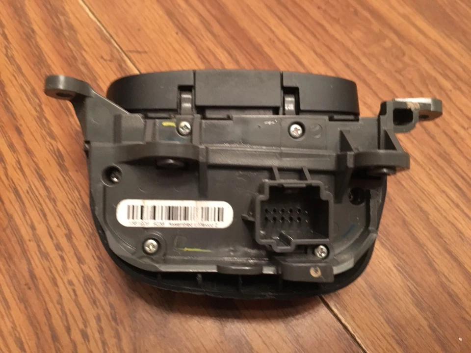 Chevy Impala 2010 OEM interruptor de control de crucero 15819309 Foto 3 de 3