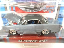 MAISTO - PRO-RODZ - PRO-TOURING 1965 PONTIAC GTO - LS POWERED - 1/64