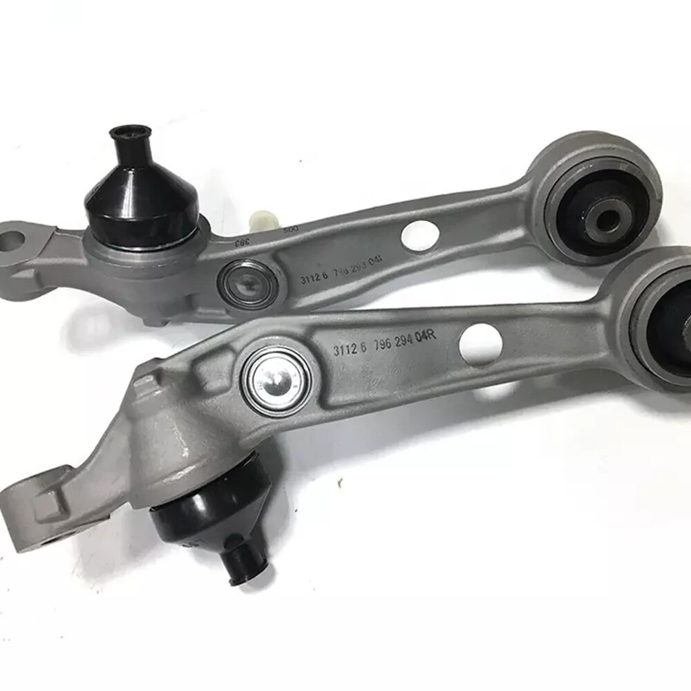 Rolls-Royce Phantom 2003-2016 Front Left, right Lower Control arms Pair P/N 31126796293
