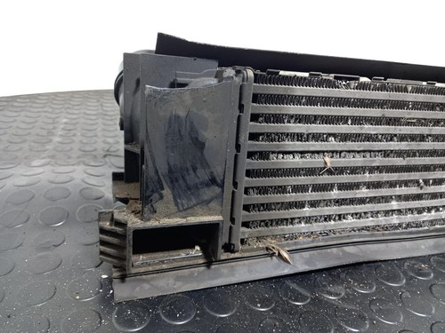 BMW 1 SERIES Intercooler 2011-2019 1.5L B37D15U0 (B37D15A) - Picture 6 of 8